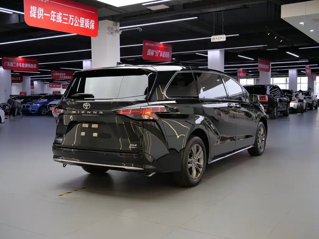 Toyota Sienna 2026 из CN, фото 8