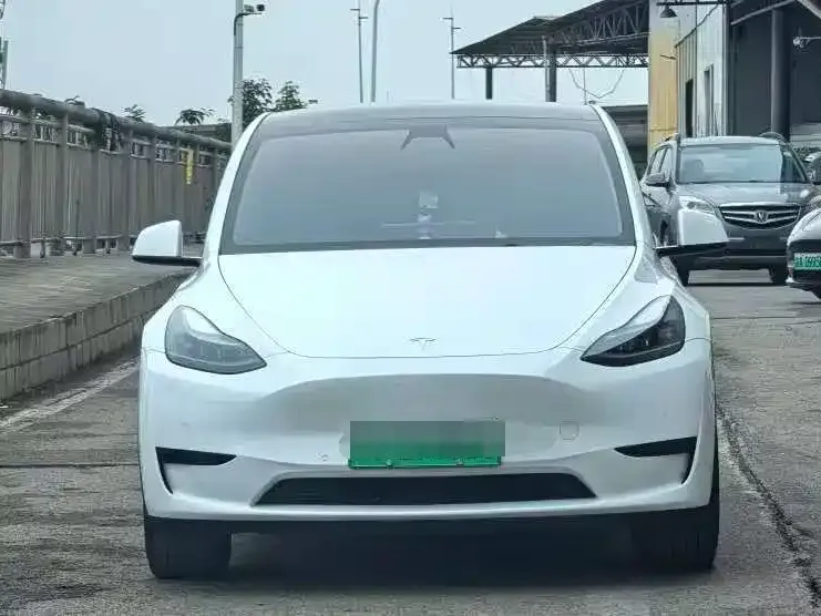 Tesla Model Y 2022 из CN, фото 8