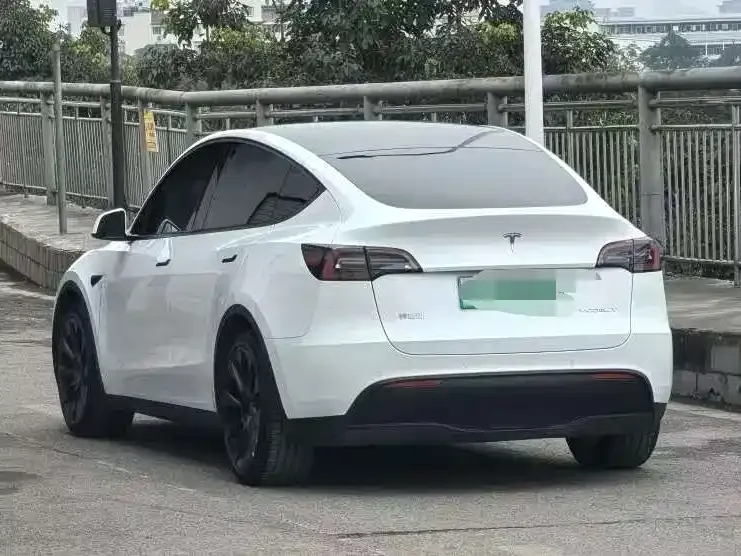 Tesla Model Y 2022 из CN, фото 6