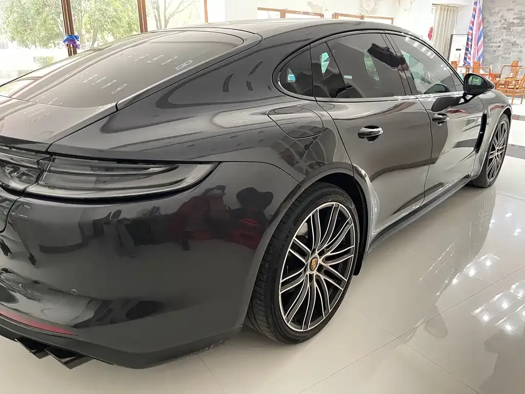 Porsche Panamera 2023 из CN, фото 3