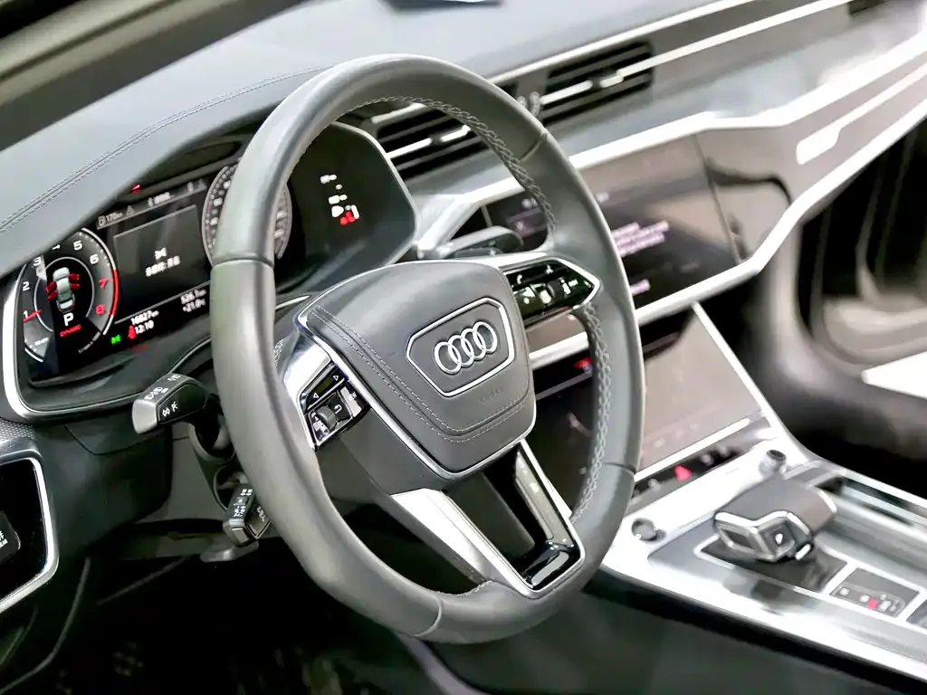 Audi A6L — фото 6