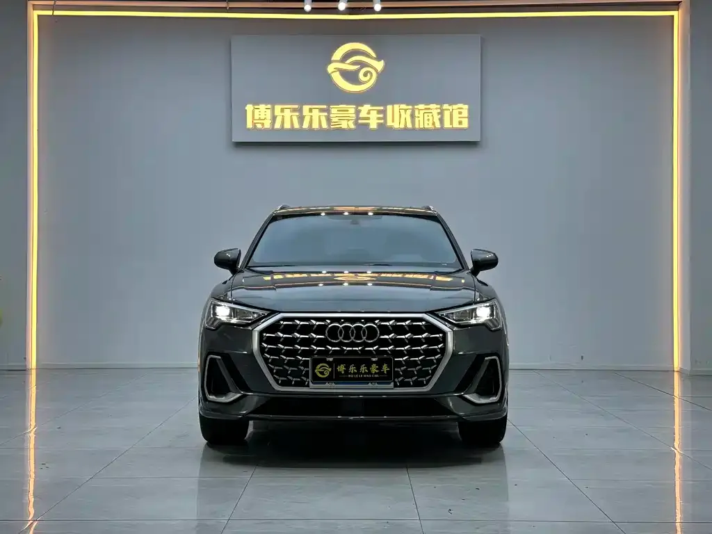 Audi Q3 2024 из CN, фото 8