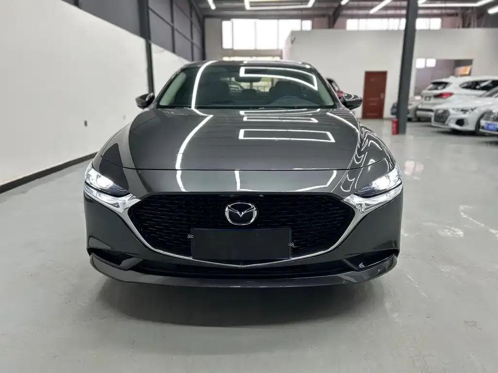 Mazda 3 Axela 2021 из CN, фото 3