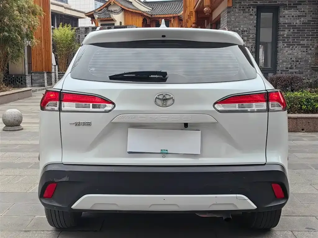Toyota Corolla Cross — фото 4