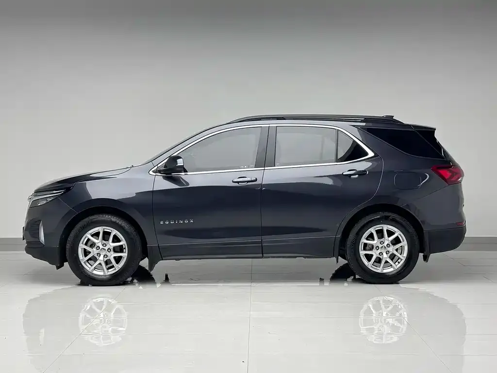 Chevrolet Equinox 2023 из CN, фото 3