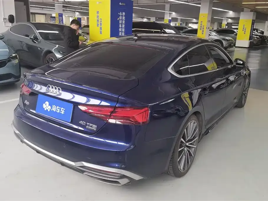 Audi A5 (Import) 2023 из CN, фото 3