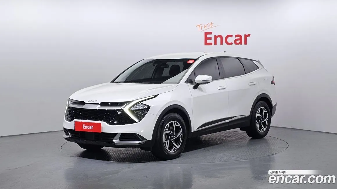 Kia Sportage — фото 1