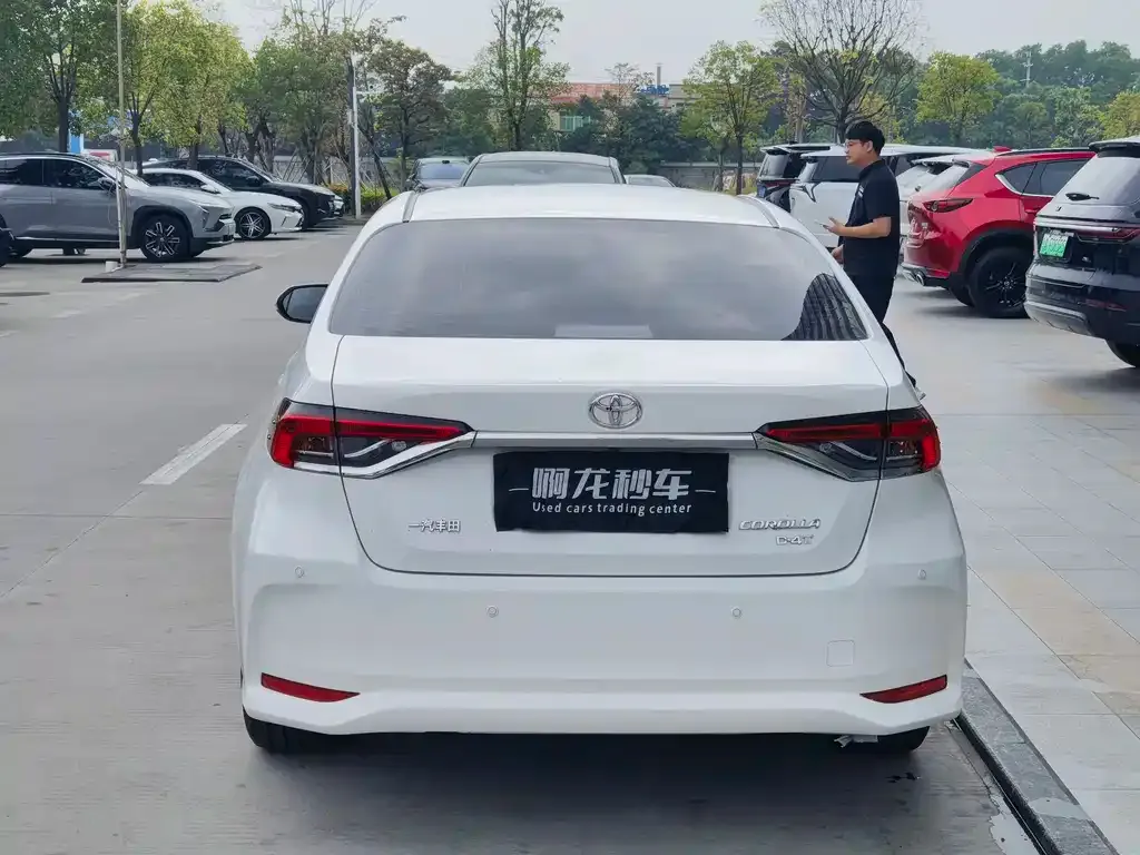 Toyota Corolla 2022 из CN, фото 3