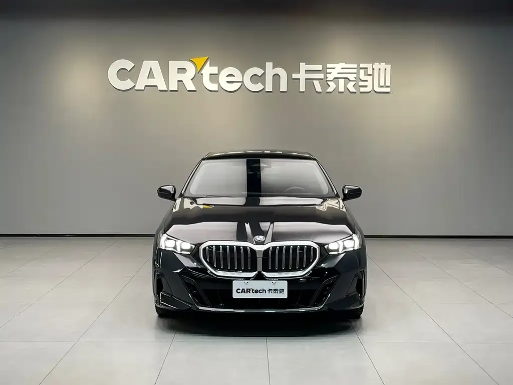 BMW 5 Series (Import) — фото 5