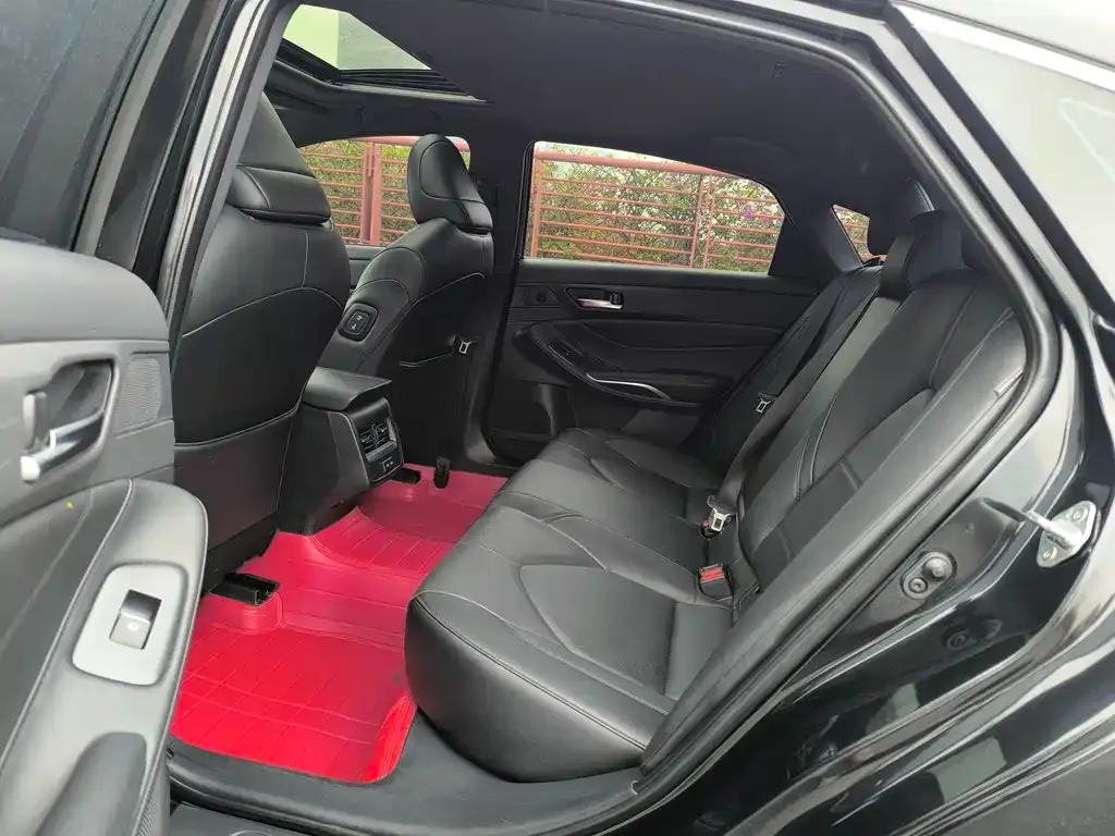 Toyota Avalon 2023 из CN, фото 2