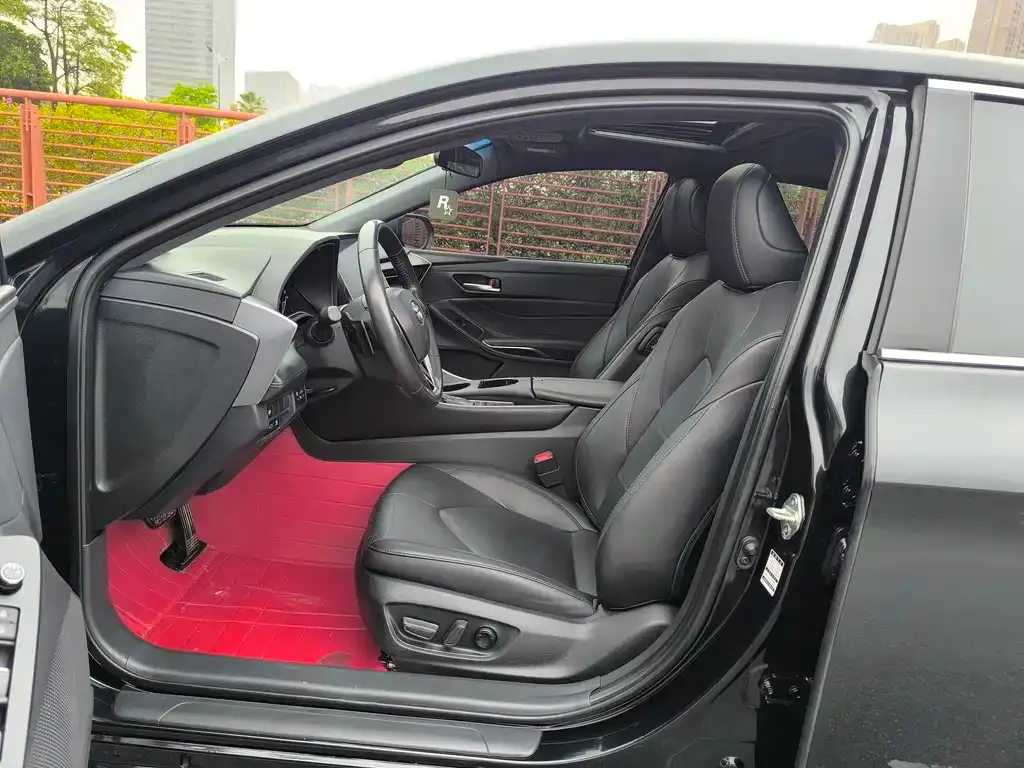 Toyota Avalon 2023 из CN, фото 3