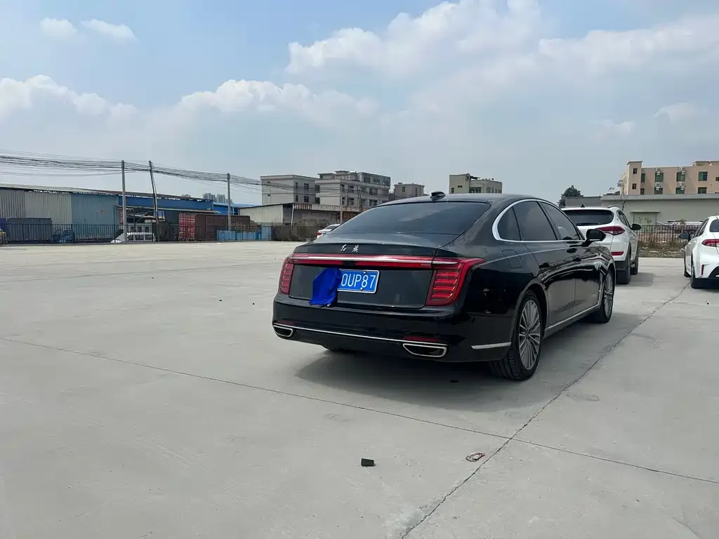 Hongqi H9 — фото 2