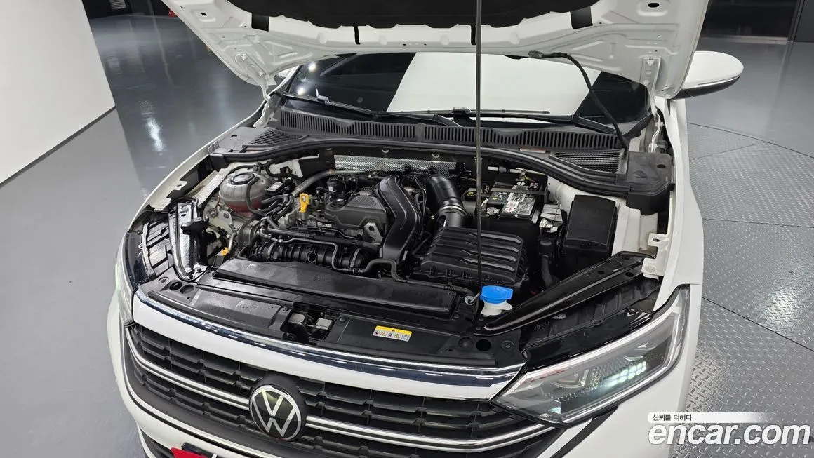 Volkswagen Jetta 2023 из KR, фото 8