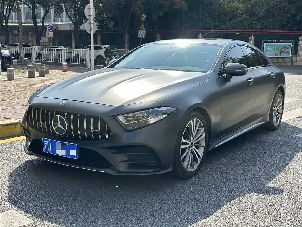 Mercedes-Benz CLS