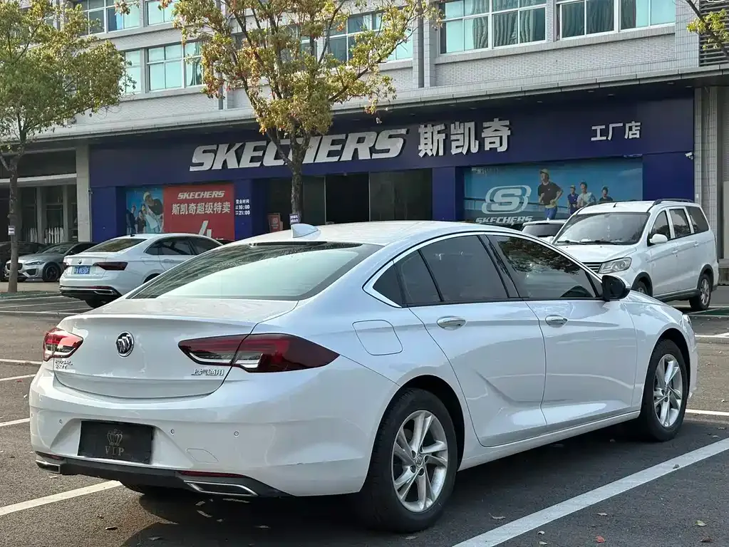 Buick Regal — фото 4