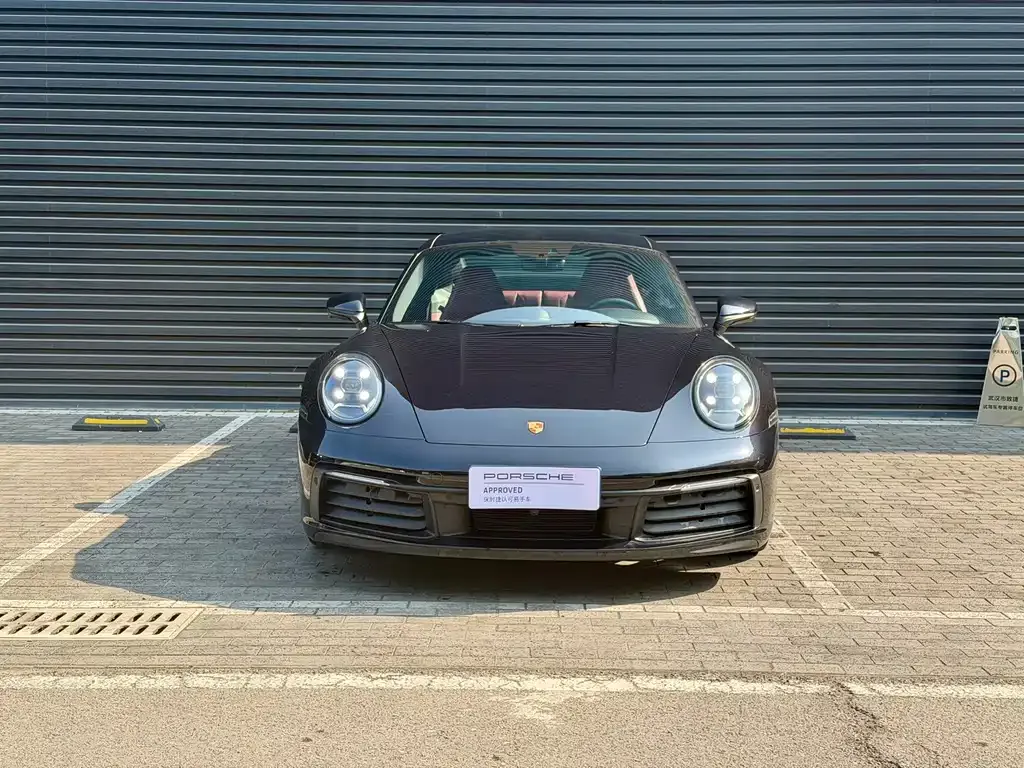 Porsche 911 2024 из CN, фото 3