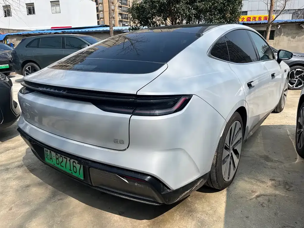 Geely Galaxy E8 — фото 5