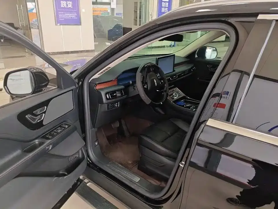 Lincoln Aviator 2023 из CN, фото 6