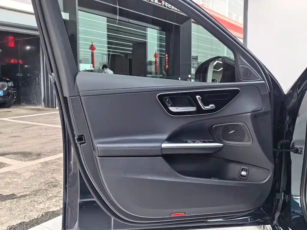 Mercedes-Benz C-Class 2024 из CN, фото 6
