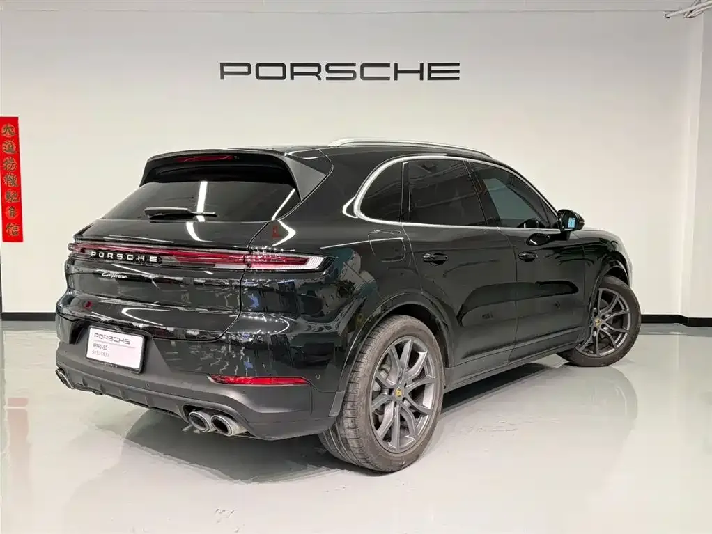 Porsche Cayenne — фото 5