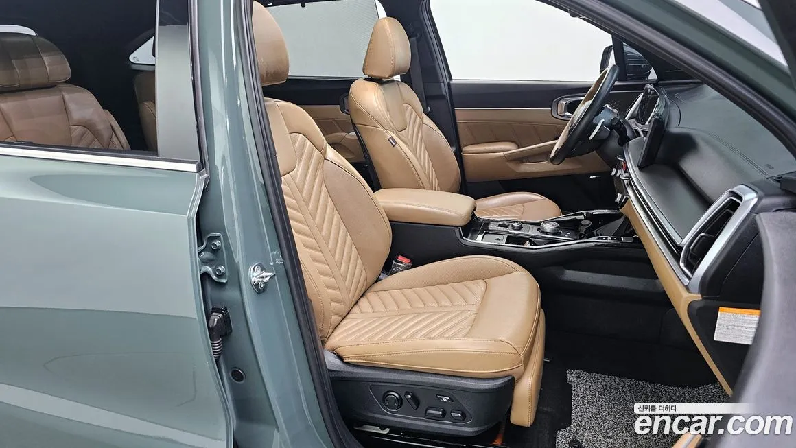 Kia Sorento — фото 5