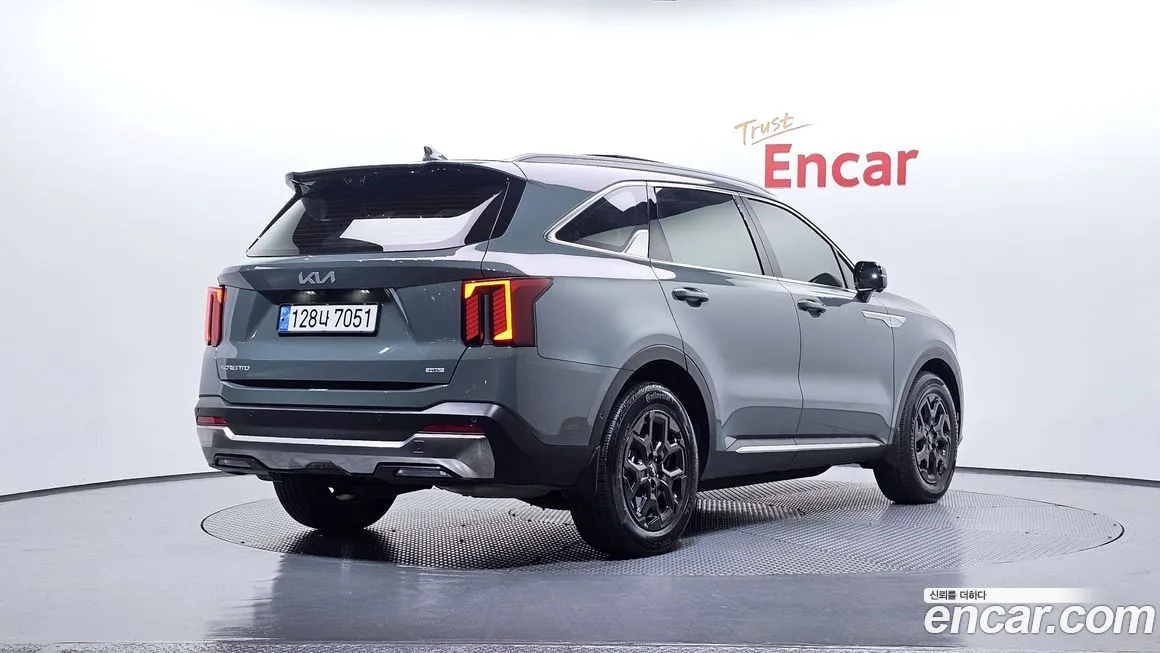 Kia Sorento — фото 4