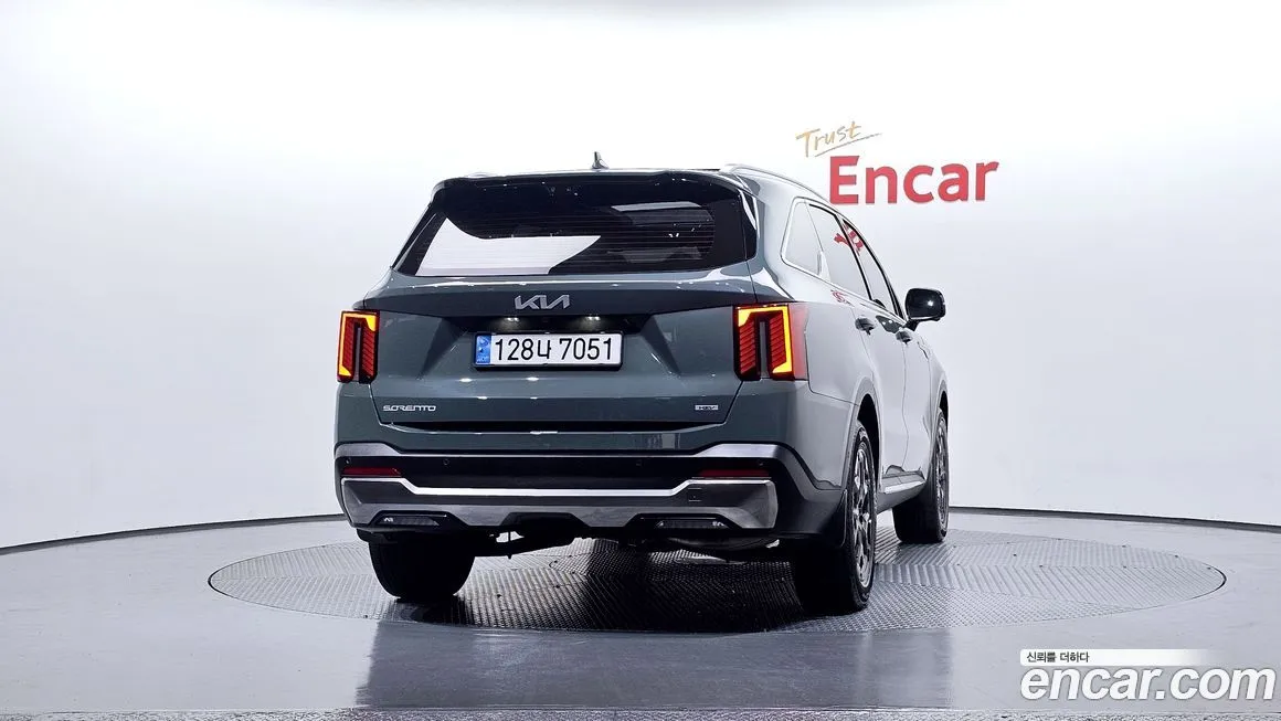 Kia Sorento — фото 9