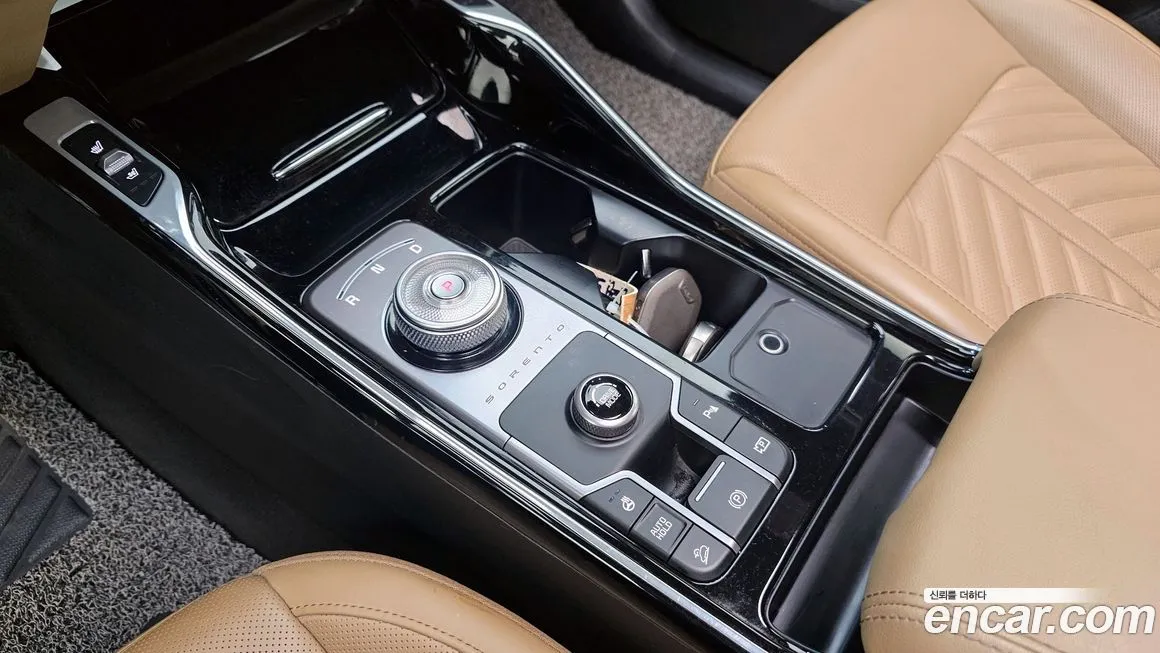 Kia Sorento — фото 8