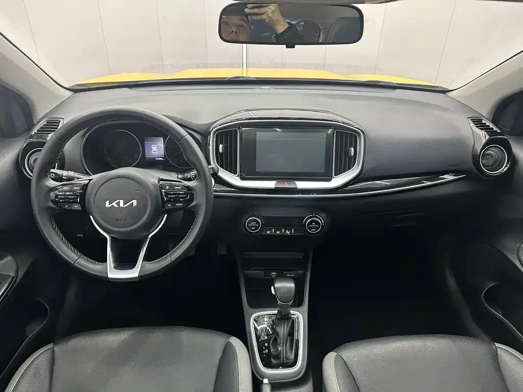Kia KX1 2022 из CN, фото 3