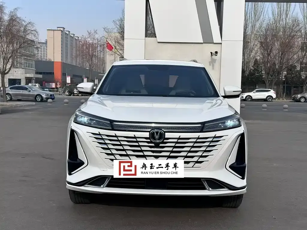 Changan CS75PLUS — фото 4