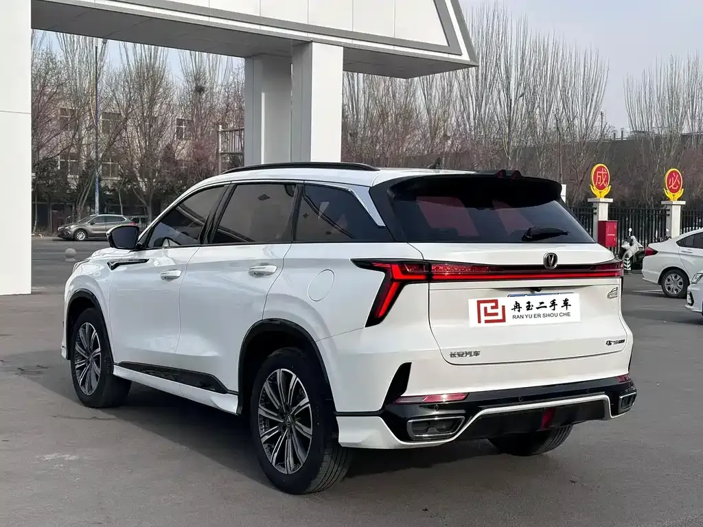 Changan CS75PLUS — фото 6