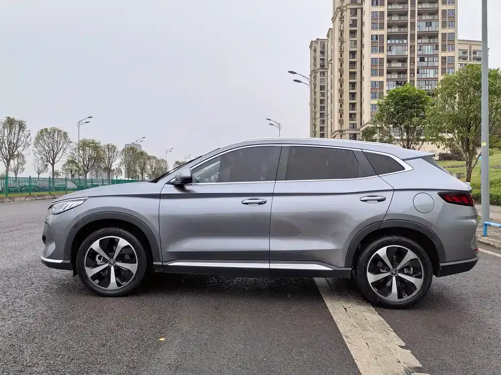 BYD PLUS New Energy — фото 4