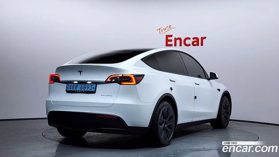 Tesla Model Y 2021 из KR, фото 4