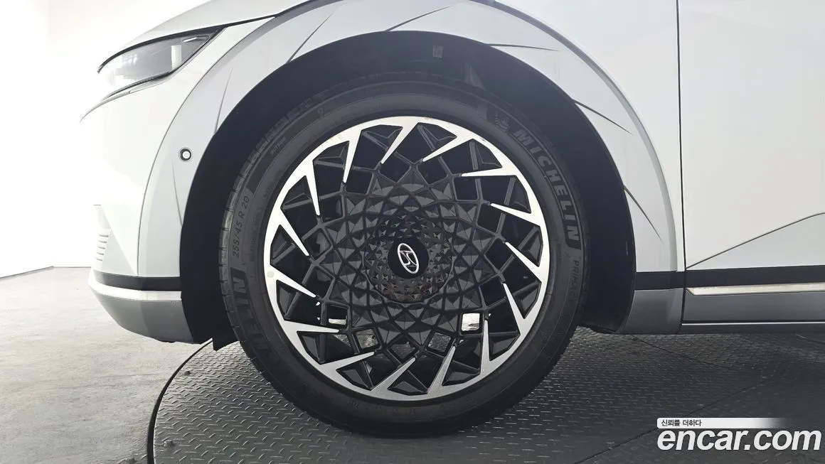 Hyundai Ioniq5 — фото 9