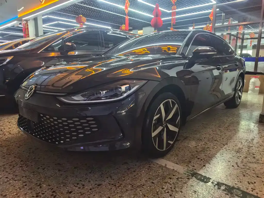 Volkswagen Lamando 2023 из CN, фото 1