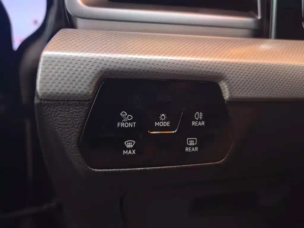 Volkswagen Lamando 2023 из CN, фото 2