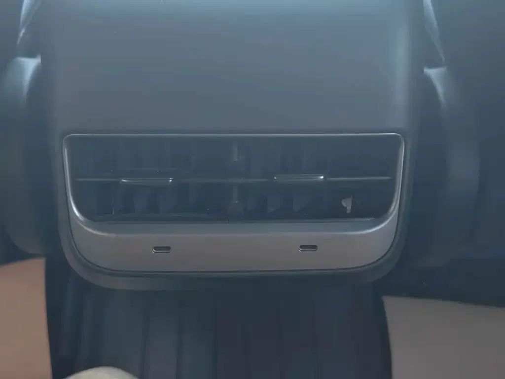 Tesla Model 3 2023 из CN, фото 6