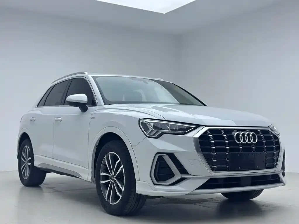 Audi Q3 — фото 3
