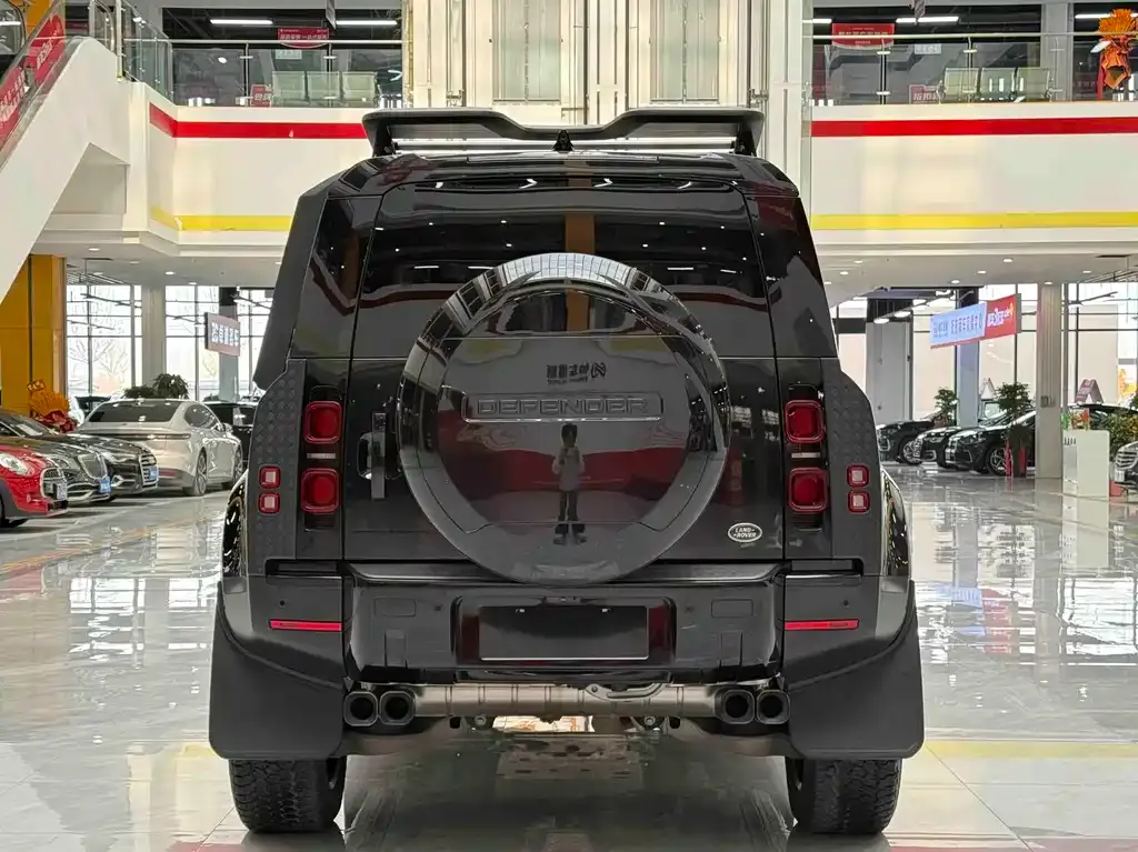 Land Rover Defender 2023 из CN, фото 8