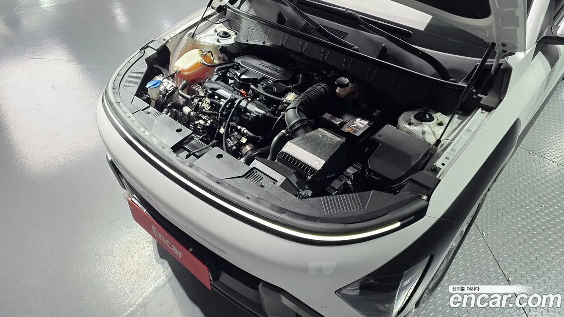 Hyundai Kona 2023 из KR, фото 9