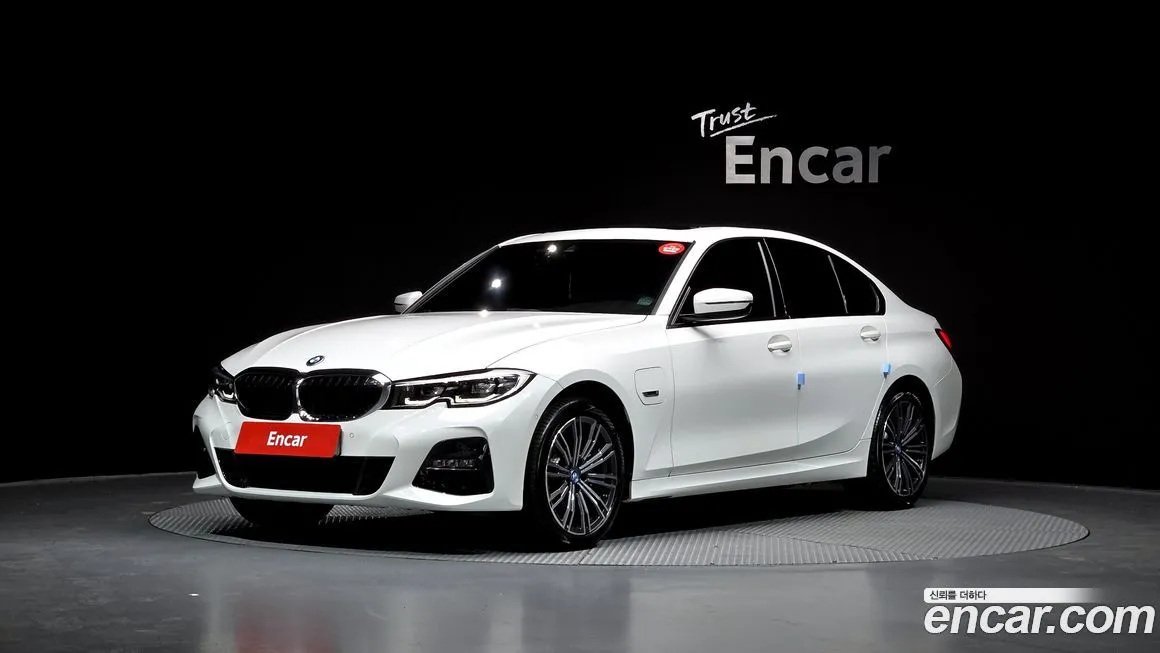 BMW 3-Series 2022 из KR, фото 1
