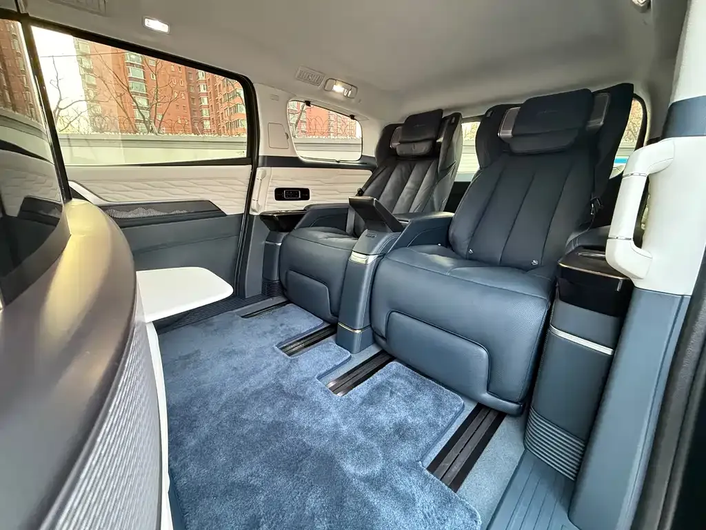 Buick Century 2024 из CN, фото 8