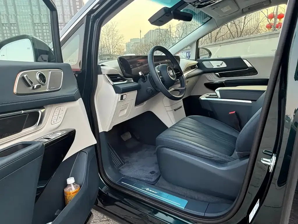 Buick Century 2024 из CN, фото 9