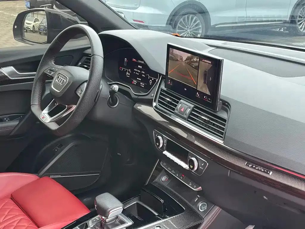 Audi SQ5 Sportback 2024 из CN, фото 8