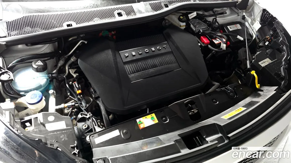 Peugeot 2008 2021 из KR, фото 9