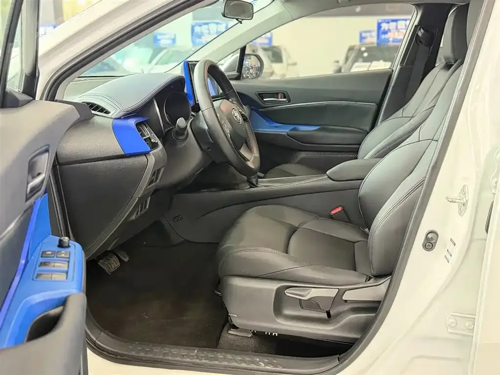 Toyota C-HR 2021 из CN, фото 5