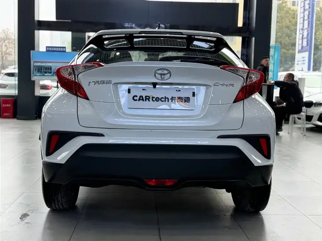 Toyota C-HR 2021 из CN, фото 8