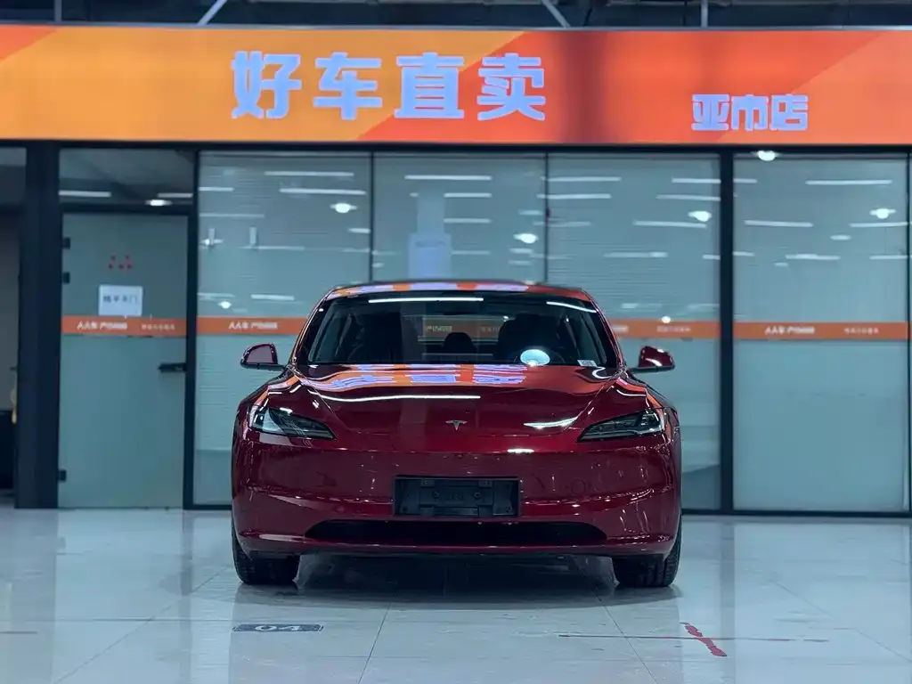 Tesla Model 3 2023 из CN, фото 2