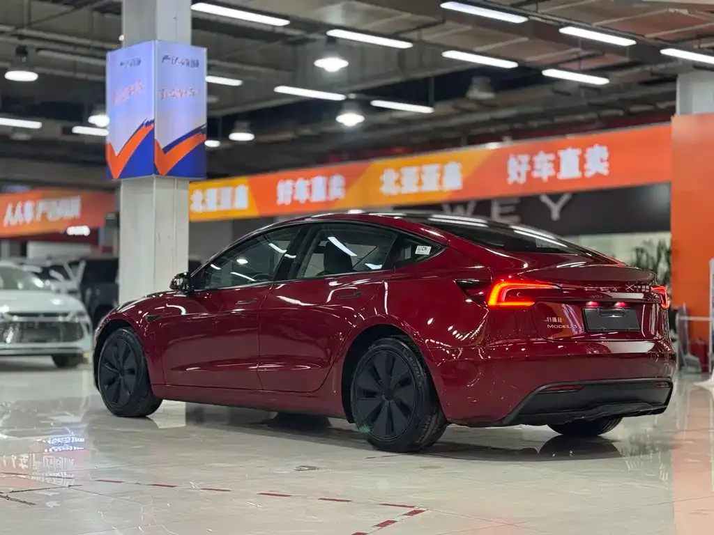 Tesla Model 3 2023 из CN, фото 5