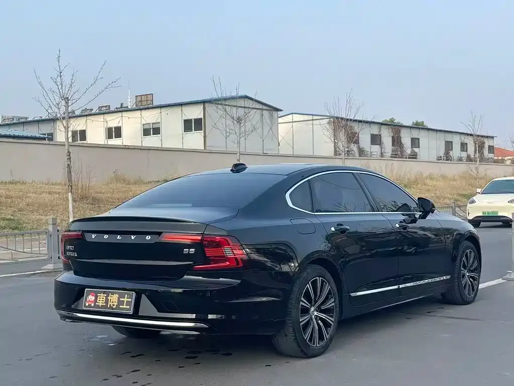 Volvo S90 — фото 2